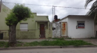Casa y Departamento a reciclar en calle Caminos 131 (VENDIDO)