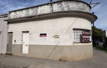 Casa en calle Moreno y Necochea (RESERVADO)
