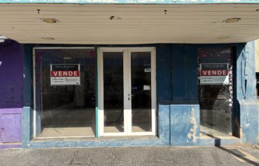 Excelente esquina en calle 9 de Julio y Av. Alem