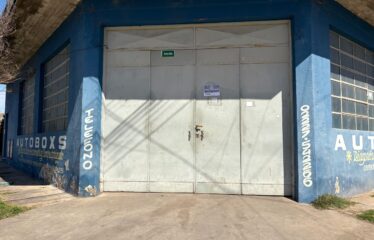Alquila galpón en calle Ratti y Del Marmol