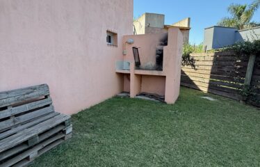 Proyecto de 8 departamentos en callejón Dorrego al 500