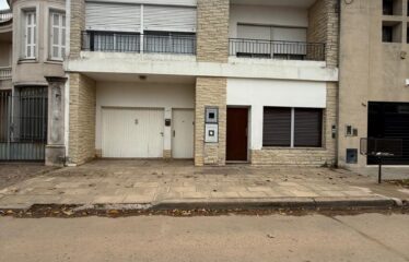 Propiedad en pleno centro a 150 mts. de plaza 1810