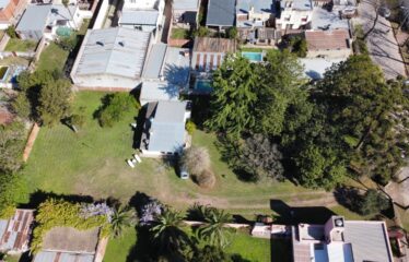 Casa-quinta céntrica a solo 300 mts. de av. Alem