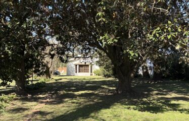 Casa-quinta céntrica a solo 300 mts. de av. Alem