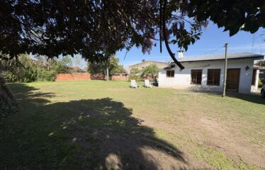 Casa-quinta céntrica a solo 300 mts. de av. Alem